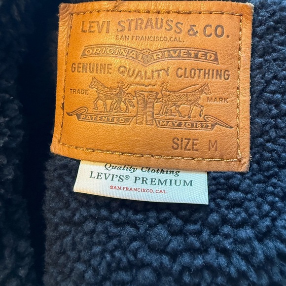 LEVI BLACK SHERPA TRUCKER JACKET - Picture 4 of 6